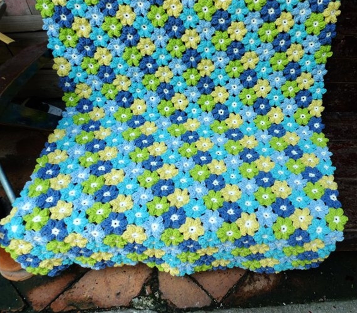 Lovely Blue Puff Flower Crochet Throw Blanket Etsy