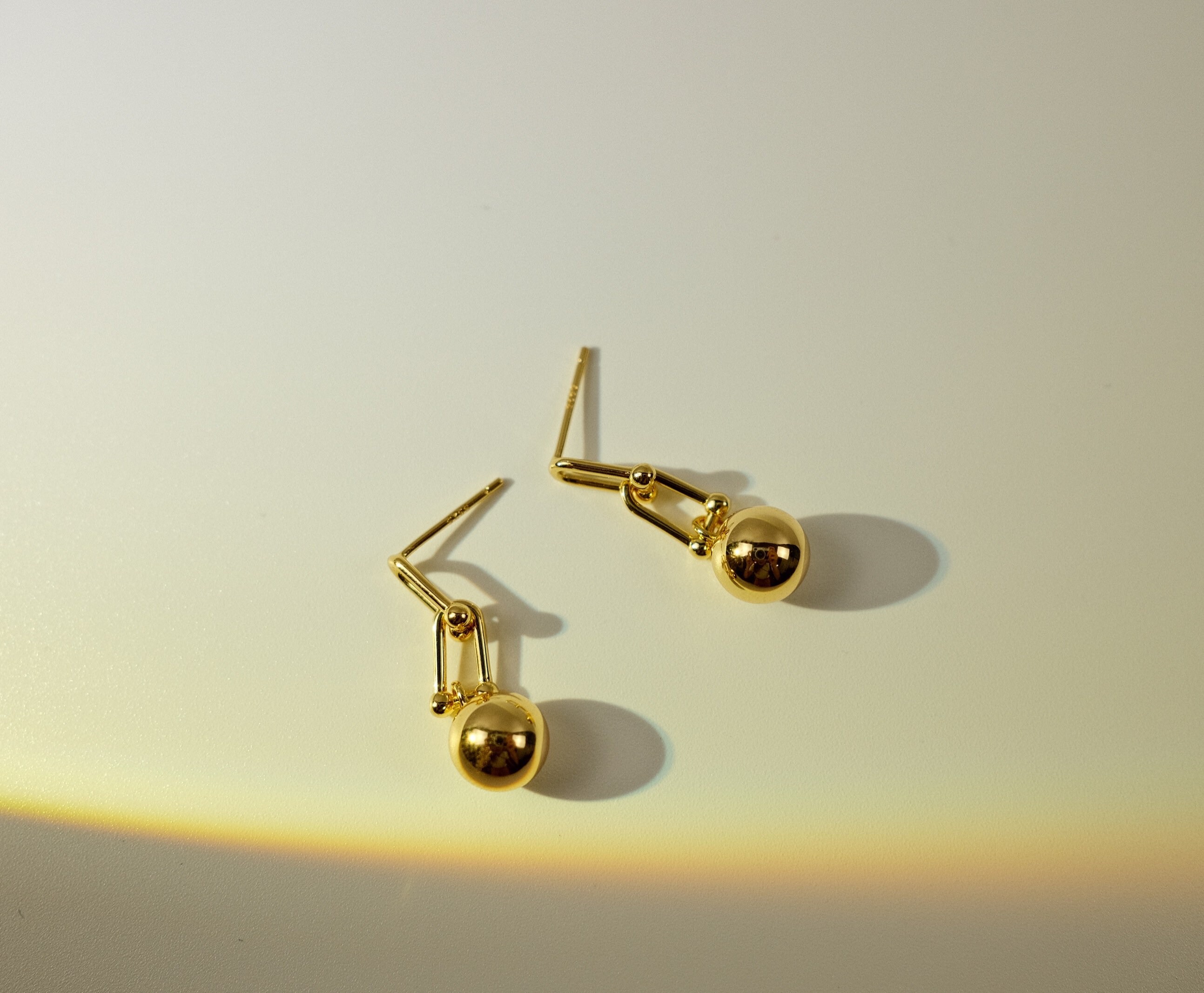 [Golden dew] 韓国☆18K Gold☆GranPale Earrings Golden dew] 韓国☆18K Gold☆GranPale Earrings