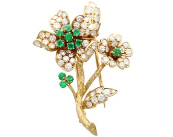 Vintage French 2.90 ct Diamond and 0.40 ct Emerald, 18k Yellow Gold Brooch