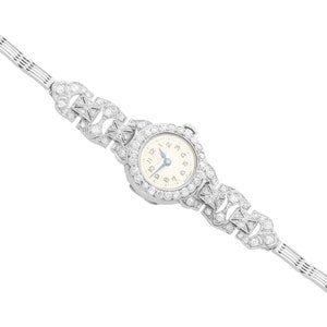 Montre cocktail ancienne avec diamants de 2,16 carats en or blanc