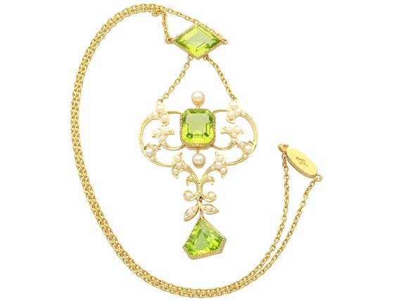 9.32ct Peridot and Seed Pearl, 15ct Yellow Gold N… - image 3
