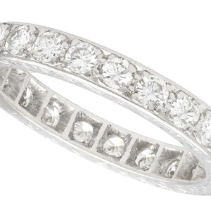 1,92 kt diamant en 18 kt witgouden volledige eeuwigheidsring - antiek circa 1930