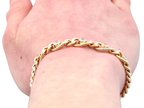Diamond Leaf Bracelet in 14k Solid Gold - JCarat