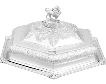 Piatto da portata antico in argento sterling con coperchio di Robert Garrard II