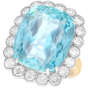 Vintage 30.09ct Aquamarine and 2.94ct Diamond 18ct Yellow Gold Yellow