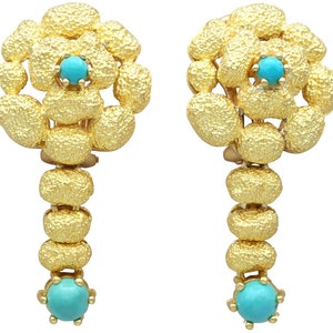 Vintage 1.10 Carat Turquoise Earrings in 18k Yellow Gold Circa 1950