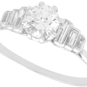 Art Deco 1.28ct Diamond Solitaire Engagement Ring in Platinum