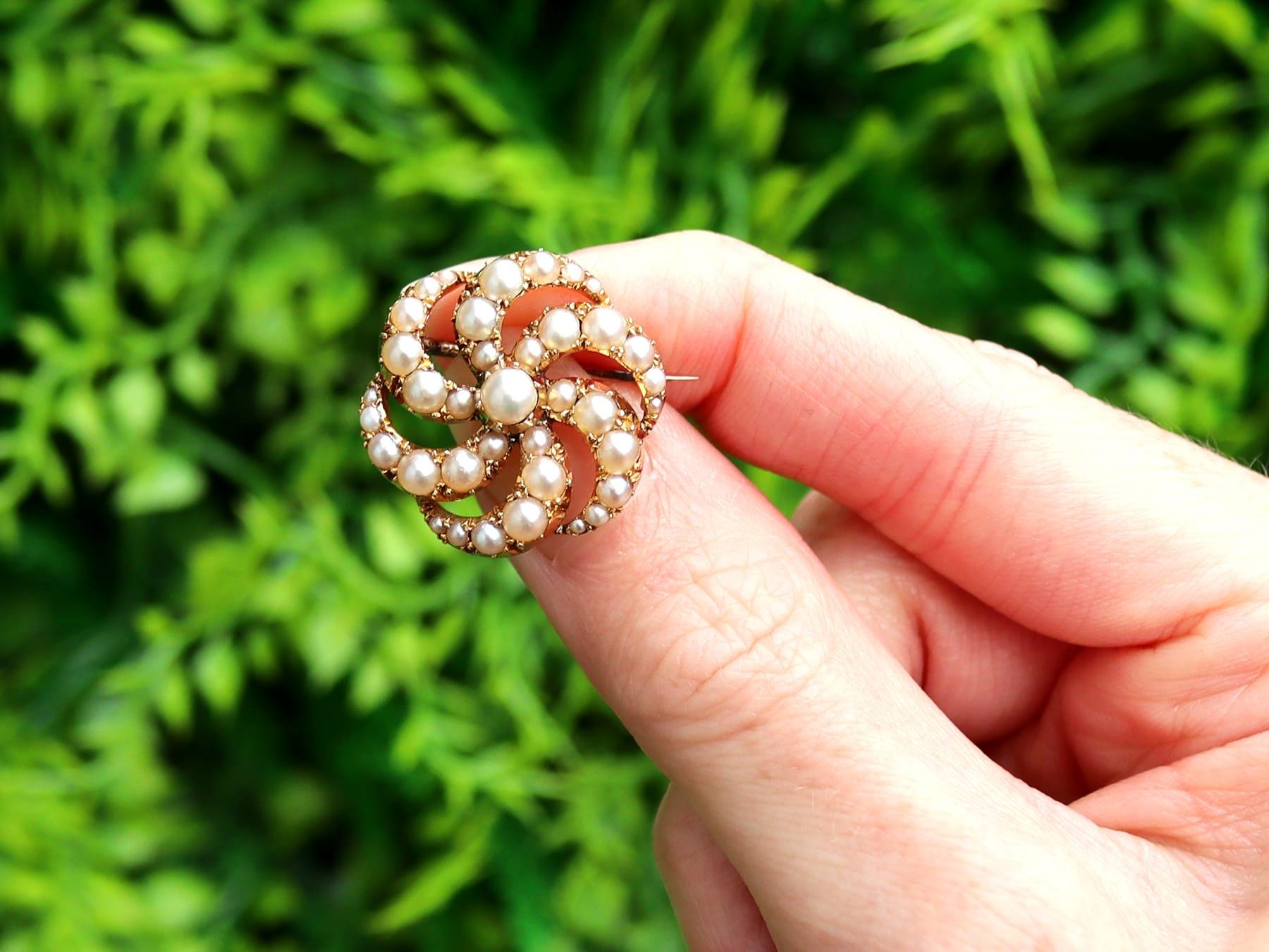 Broche Ancienne En Or Jaune 18 Carats Avec Perle Centrale - Réf MP2418 - Occasion
