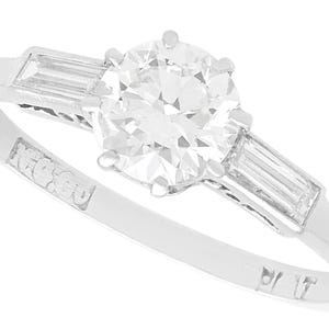 Antique Art Deco 0.91 Carat Diamond Solitaire Ring in Platinum Circa 1925