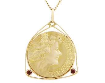 Antique Art Nouveau Garnet Pendant in 18ct Yellow Gold Circa 1920