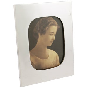 Sterling Silver Photograph Frame by Walker & Hall - Antique George V (1913)