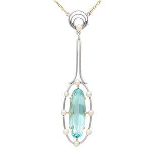 Antique 3.20ct Aquamarine and Pearl Pendant Necklace