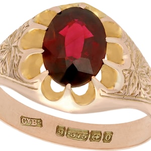 Antique 2.57ct Garnet and 9k Rose Gold Solitaire Engagement Ring