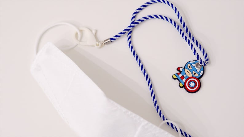 Kids CHARACTER Face Mask LanyardHolder Colorful StrapChain