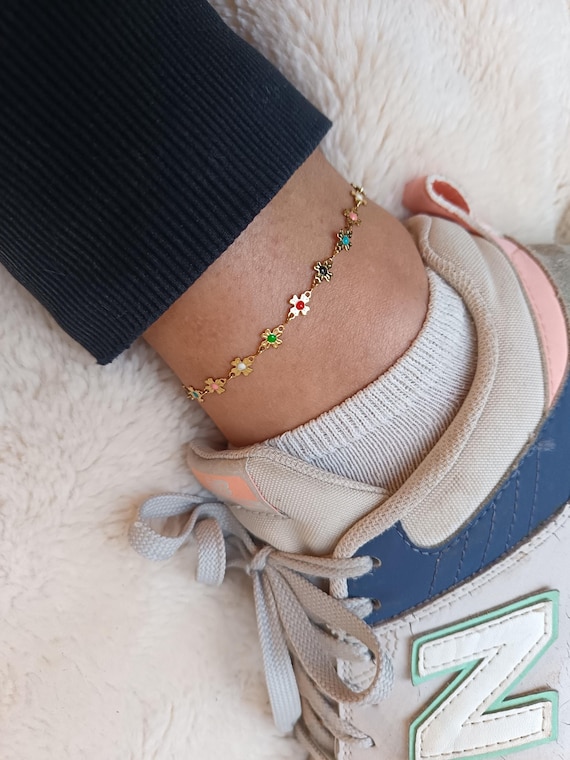 Women's anklet, gold chain, 304L stainless steel, gold color, small multicolored flower medallions, handcrafted.