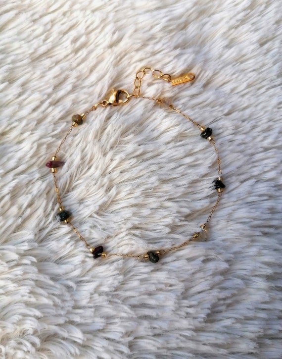 Women's bracelet with gold chain, stainless steel in gold color, natural laborite stones, handcrafted.