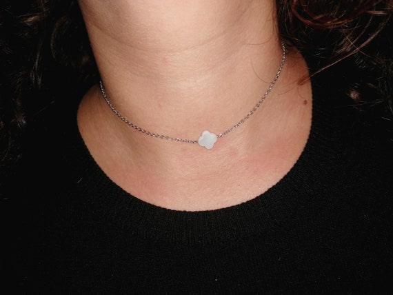 Women's choker necklace, gold or silver stainless steel chain, gold or silver color, natural mother-of-pearl clover, handcrafted, handmade