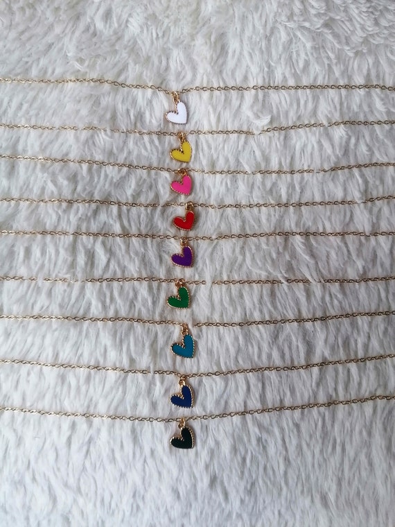 Women's choker necklace, gold-tone stainless steel chain, enamel heart in color and size of your choice, gold-tone spacers and medallion
