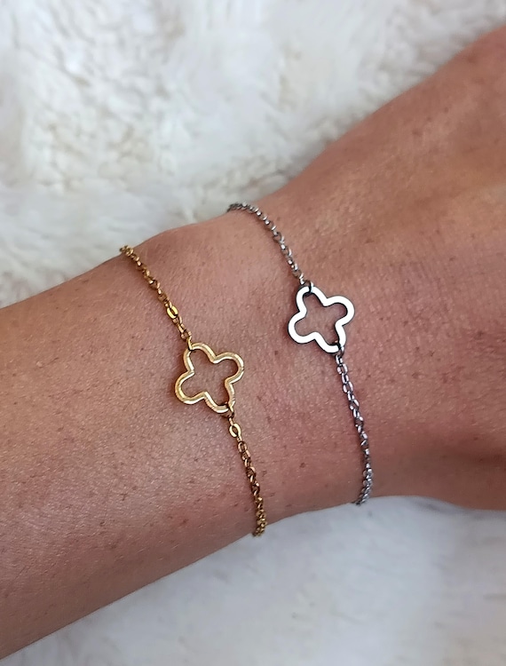 Women's bracelet with a gold or silver chain, stainless steel in gold or silver color, clover connector, handcrafted design.