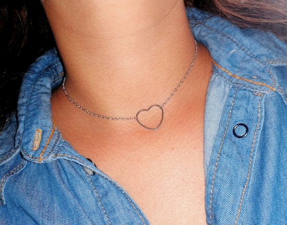 Women's choker necklace, silver-tone stainless steel chain, heart connector, handcrafted, handmade