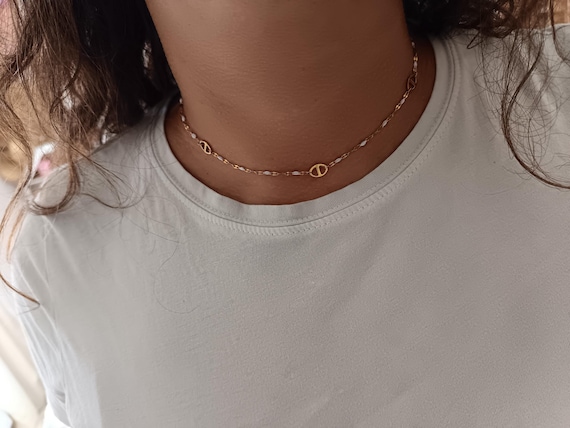Women's choker necklace, gold-plated stainless steel chain (304L), oval white resin enamel beads, marine link, pig's nose