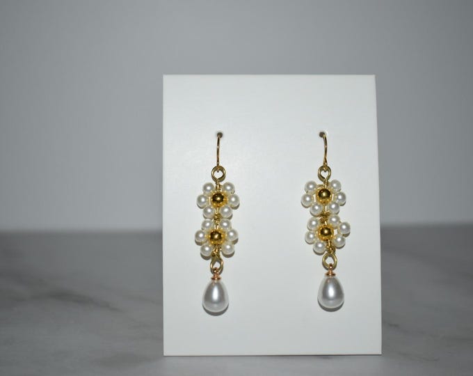 Daisy Chain Pearl Earrings • Gold Floral Dangle Earrings