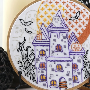 Embroidery Kit, Halloween, Beginner Embroidery, Hand Embroidery, Spooky House