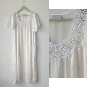 Camisón vintage crema, Vestido de lencería de los años 90, Vestido de dormir de encaje de manga corta, Ropa de dormir camisón, Ropa de dormir camafeo