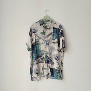 Vintage Abstract Short Sleeve Shirt, Crazy Pattern Shirt, Floral Print Shirt 80s 90s Style, Viscose Summer Shirt Size L