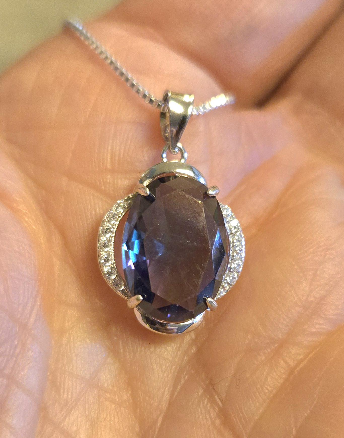 アクセサリー ALEXANDRITE STONE NECKLACE Unique June Birthstone Oval Alexandrite Necklace Three Stone