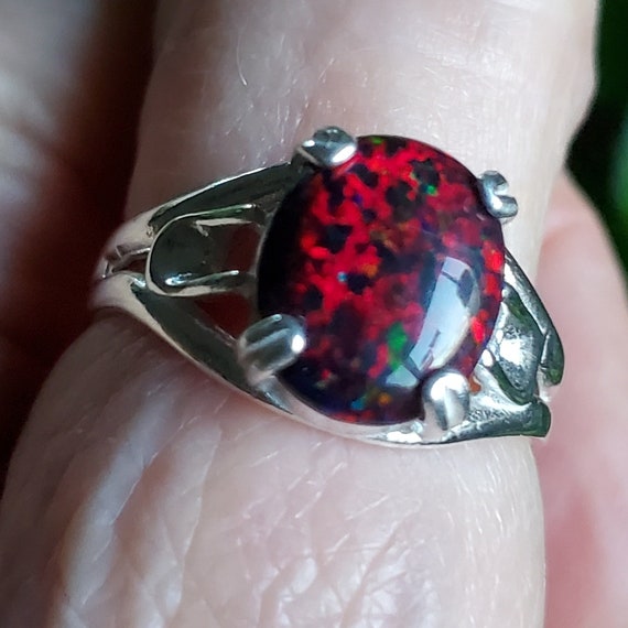 Cherry opal ring deals