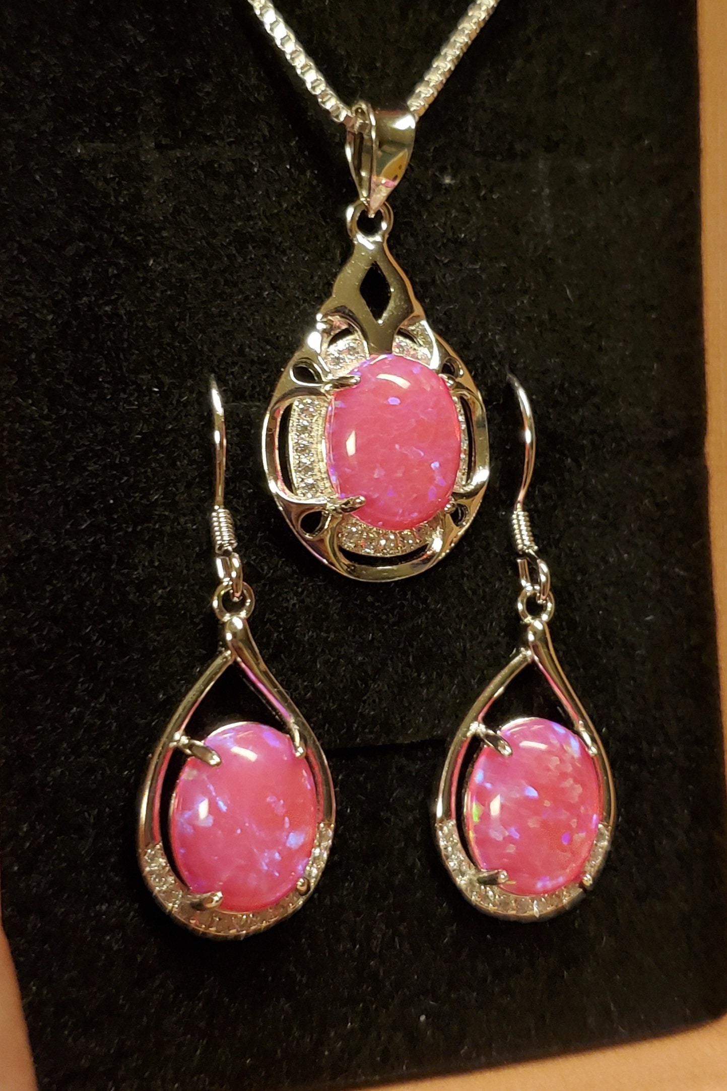 ★ROSEMONT★ Silver Pink Opal Earrings Necklace Set La Vie E Bright Pink Opal Set Necklace/earrings, See Video! 8x10mm