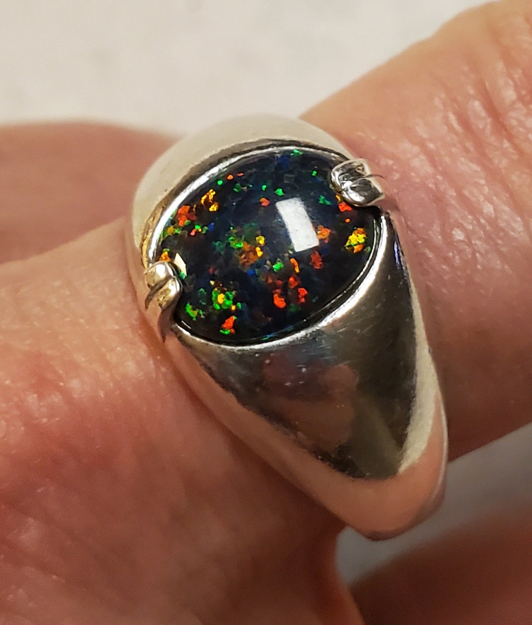 Anillo opalo negro sales