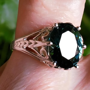 Alexandrite Color-Change Vintage Style Ring, Watch Video For Colors! 8x10mm 3.6 Ct Synthetic Gem, 925 Sterling Silver Vintage Style Ring