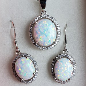 ★ROSEMONT★ Silver Pink Opal Earrings Necklace Set La Vie E Sterling Silver Pink Opal Heart Center Teardrop Dangle