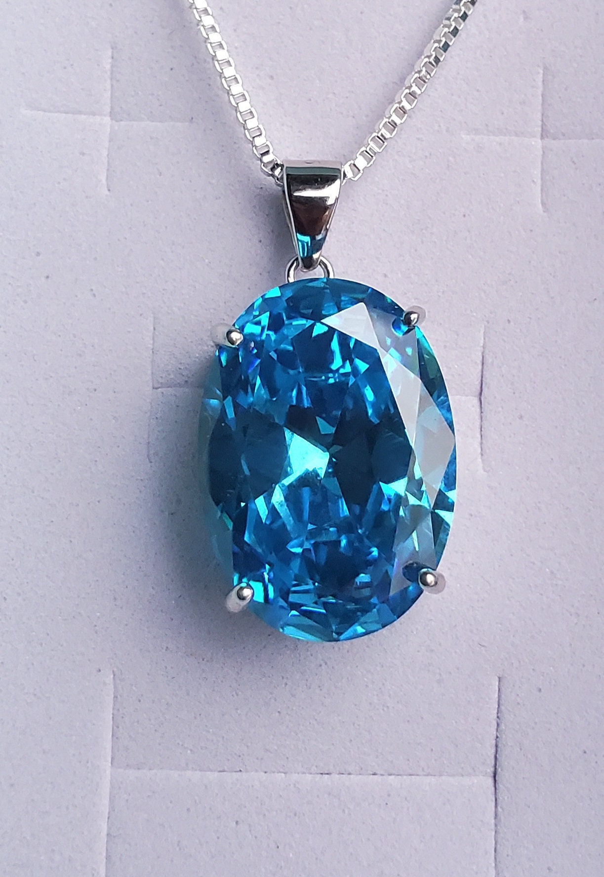 Blue gem necklace sale