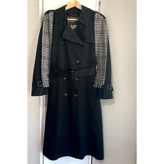 Vintage London Fog Women's Full Length Lined Black