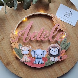 Luce notturna personalizzata con nome del leone della giungla e safari - nome personalizzato - cerchio di legno - decorazione per camera da letto - regalo di nascita