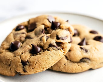 Peanut Butter Chocolate Chip Cookies (Box of 24)