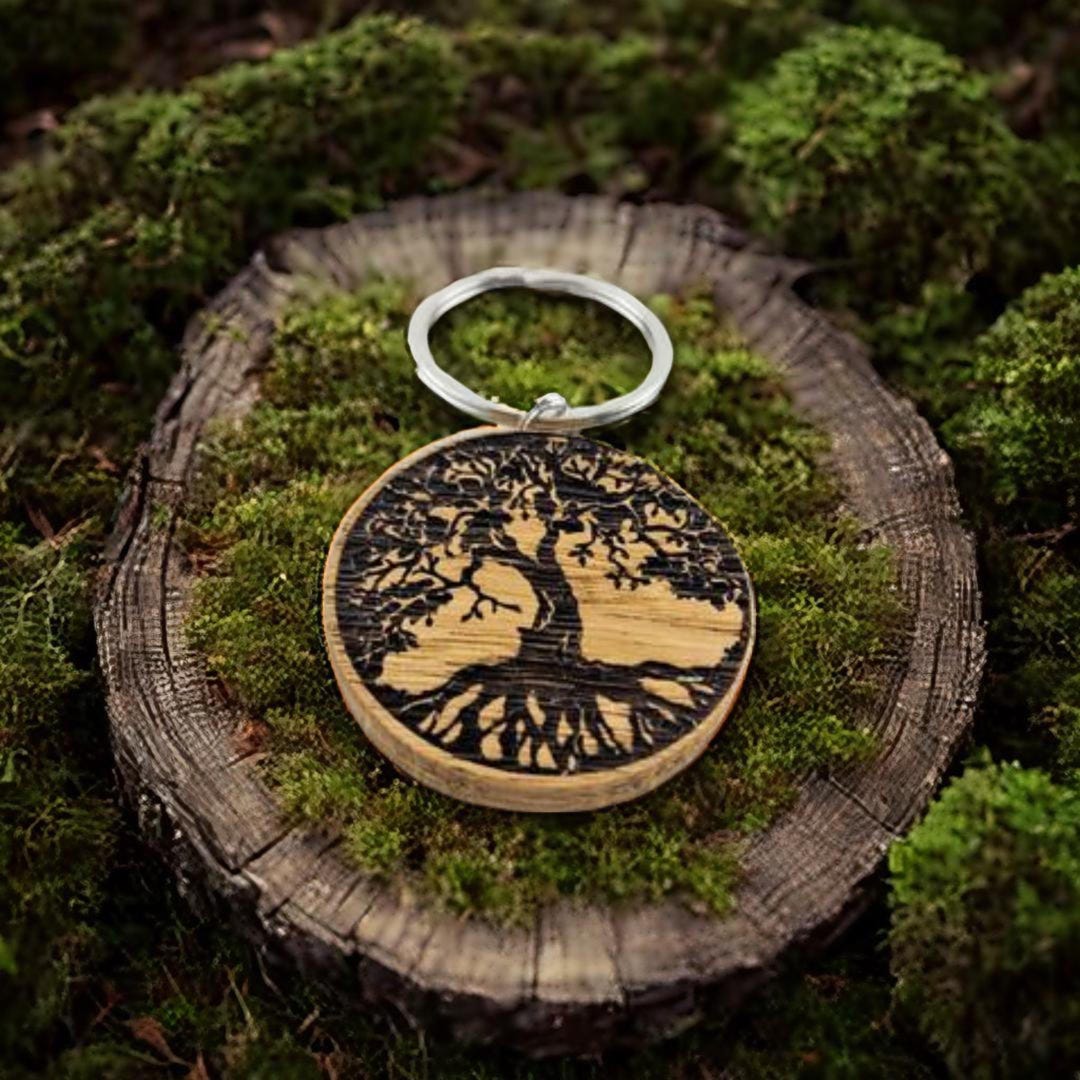 Tree Keyring Tree of Life Wooden Keychain – Engraved Oak Keyring With Roots & Leaves ...