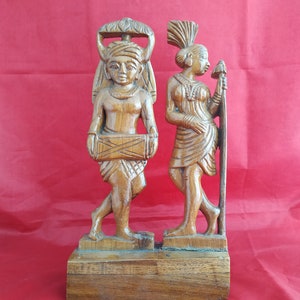 Bastar Wooden Handmade Madiya Madin Artwork