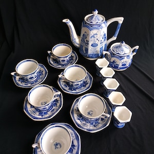 Antique Mosa Maastricht Lange Lijs coffee service