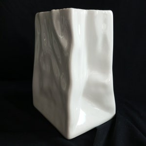 ELPA ALCOBACA Vintage White Ceramic Vase in the shape of a Paper Bag.. Minimal Minimalist Post Modern Home Decor Interior