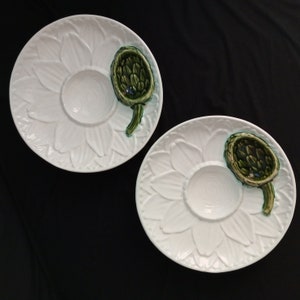 Very rare 2 plates. Set of 2 White Vintage Majolica Artichoke Plates/Marked on bottom on bottom MADE IN PORTUGAL for Neuwirth