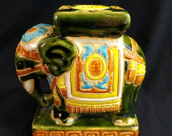 Elephant statue.Vintage elephant-13 cm.Vintage garden decoration in the form of green and white ceramic elephant in the style of chinoiserie