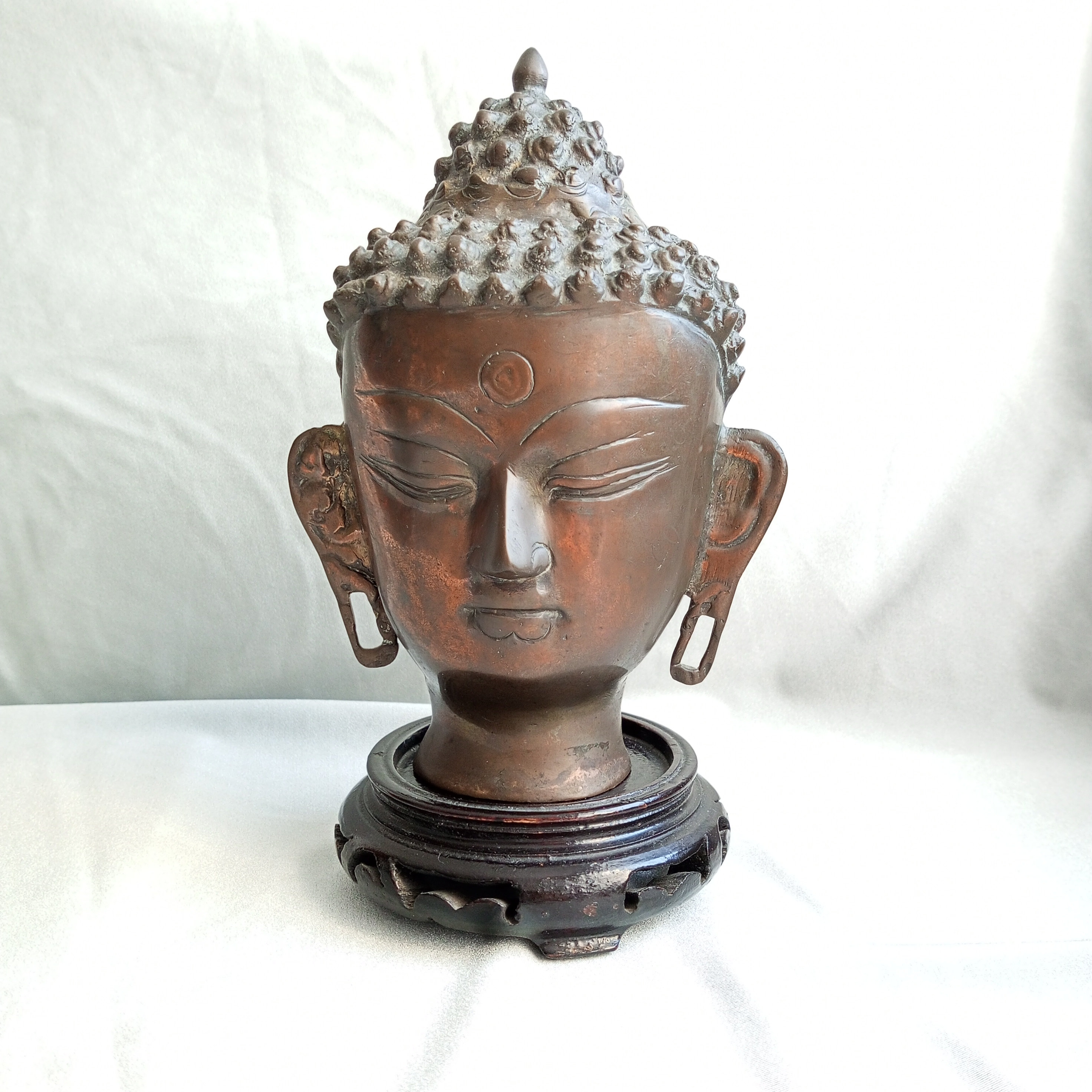 Ayutthaya bronze Buddha Bronze Buddha Head ca 19th century/Bronze Buddha Hea/ Sukhothai period.Patinated bronze Buddha head. 19th century.
