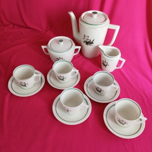 Raro Royal Copenhagen con hierba temblorosa. Muy raro. Dinamarca años 30, reliquia de calidad. Juego de café.
