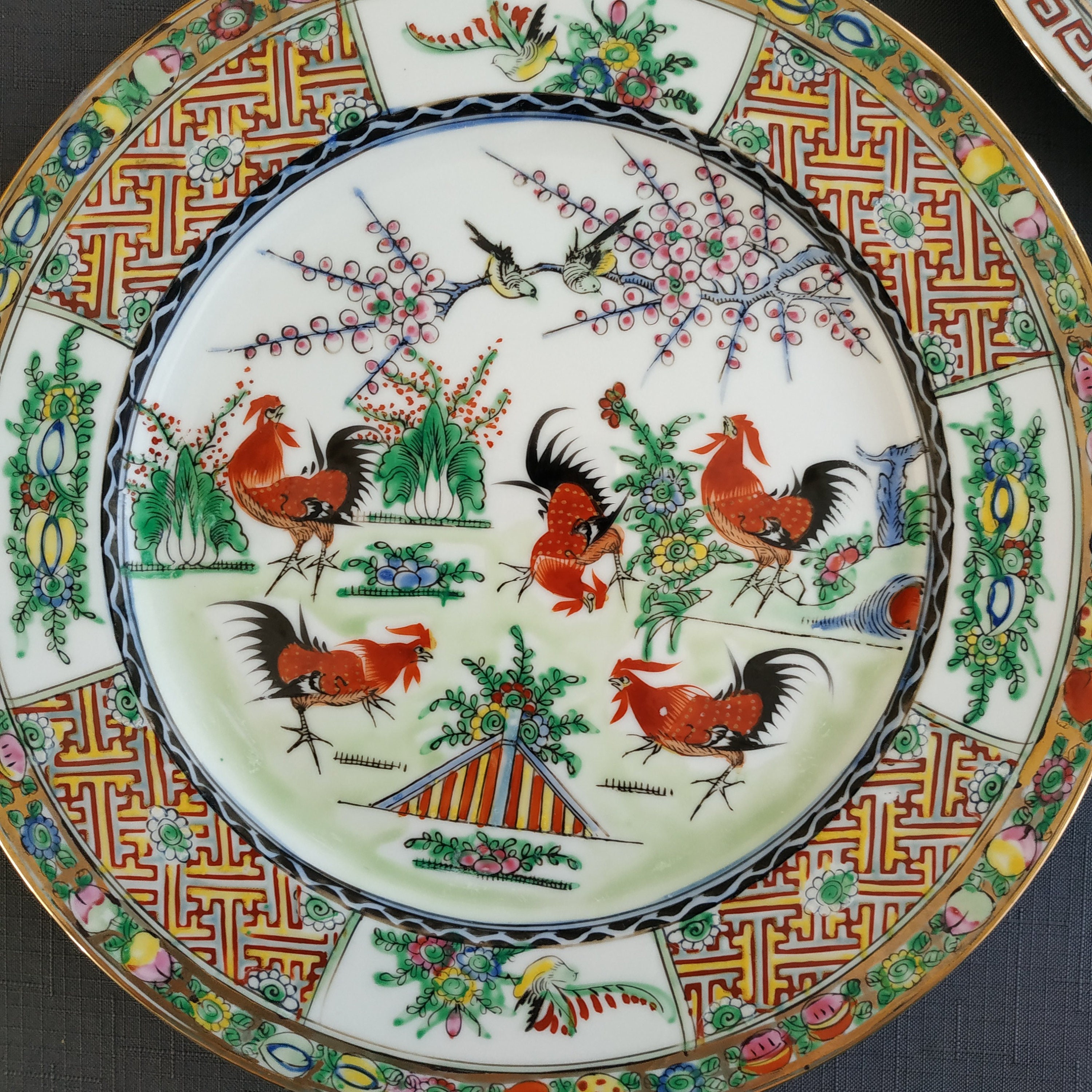 Staffordshire チャイニーズローズプレート 25cm2枚セット Staffordshire チャイニーズローズプレート 25cm2枚セット