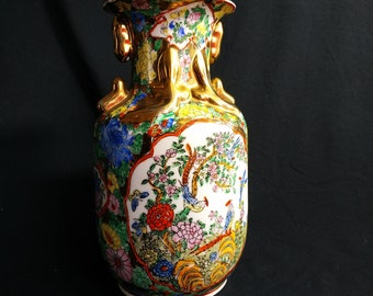 Chinese vase famille rose With double animal handles,Chinese famille rose vase with birds and flowers // China