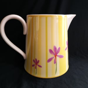 Villeroy und Boch/Villeroy & Boch Twist -CANDY YELLOW /Krug